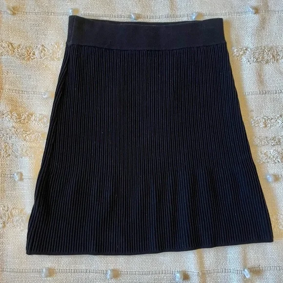 Intimately Free People Black Ribbed Knit Mini skirt x-small - Picture 3 of 7